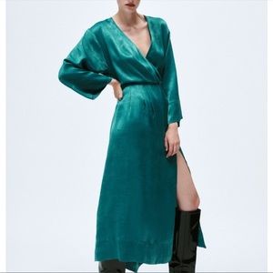 COPY - 34. Zara Satin Effect Midi Dress
